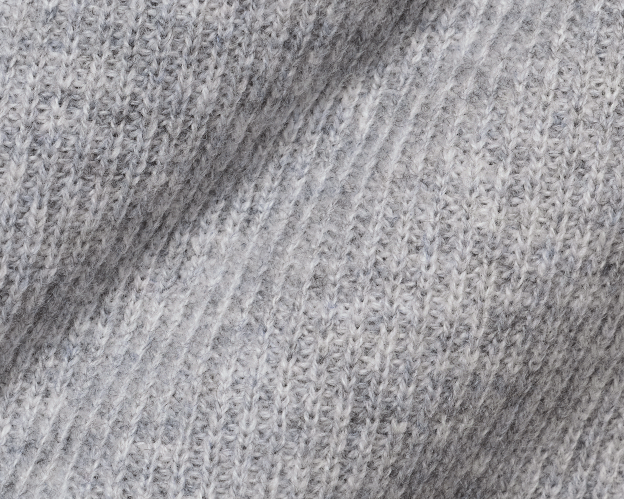 The Barrett Crewneck Sweater: Heathered Gray